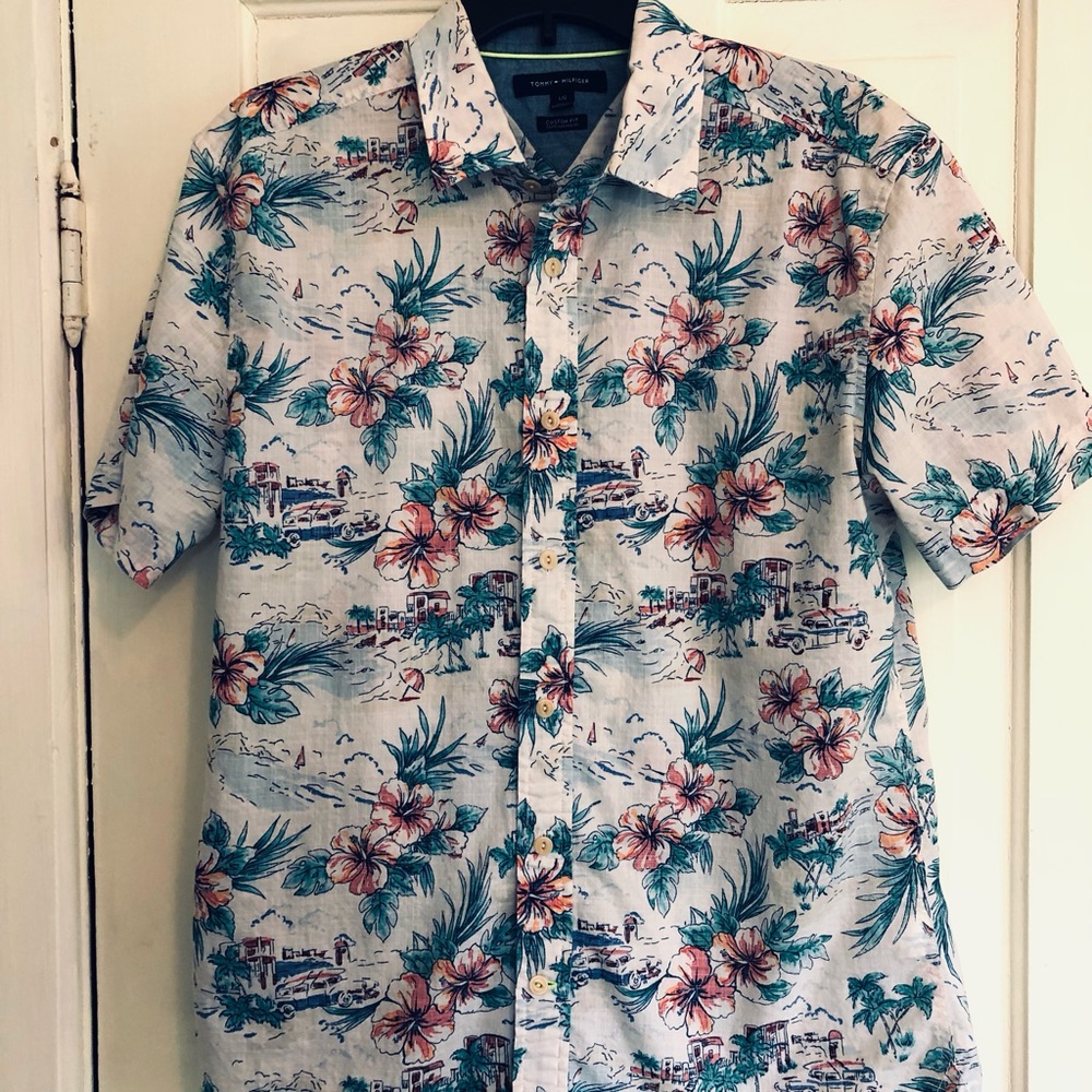Tommy Hilfiger vacation shirt